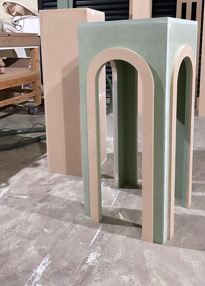 Arched Beaded Plinth